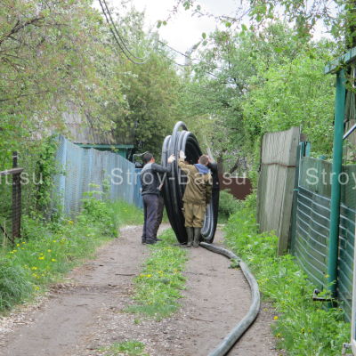 Прокладываем в СНТ города Подольска систему водопровода из ПНД трубы